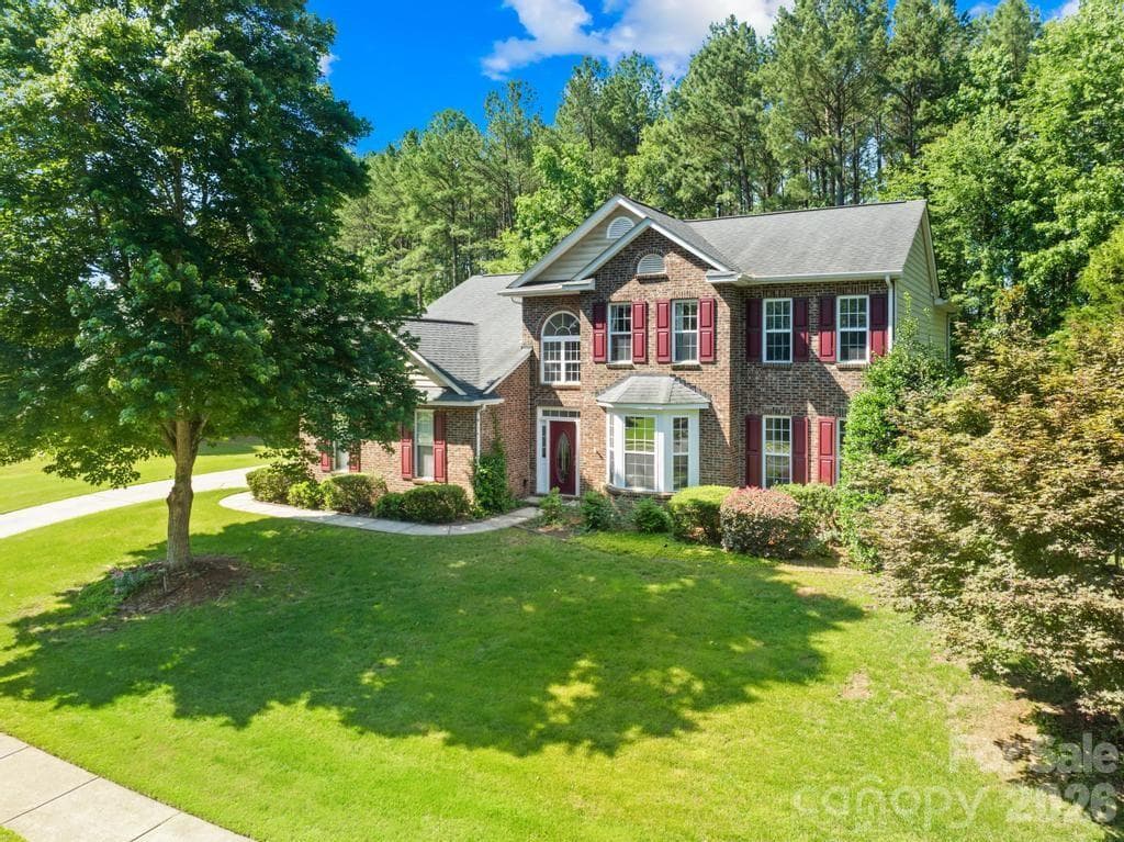 Single Family Residence at Waxhaw, photo 2 of 31