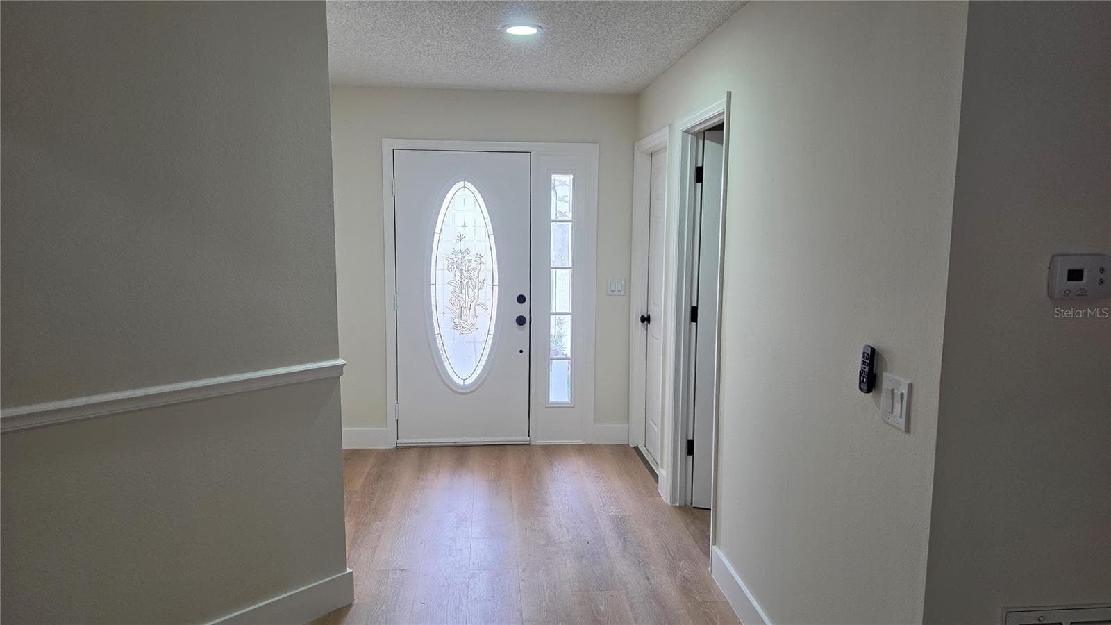 Single Family Residence at 204 N CERVIDAE DR, APOPKA, photo 4 of 18