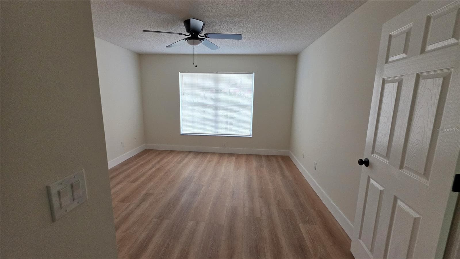 Single Family Residence at 204 N CERVIDAE DR, APOPKA, photo 14 of 18