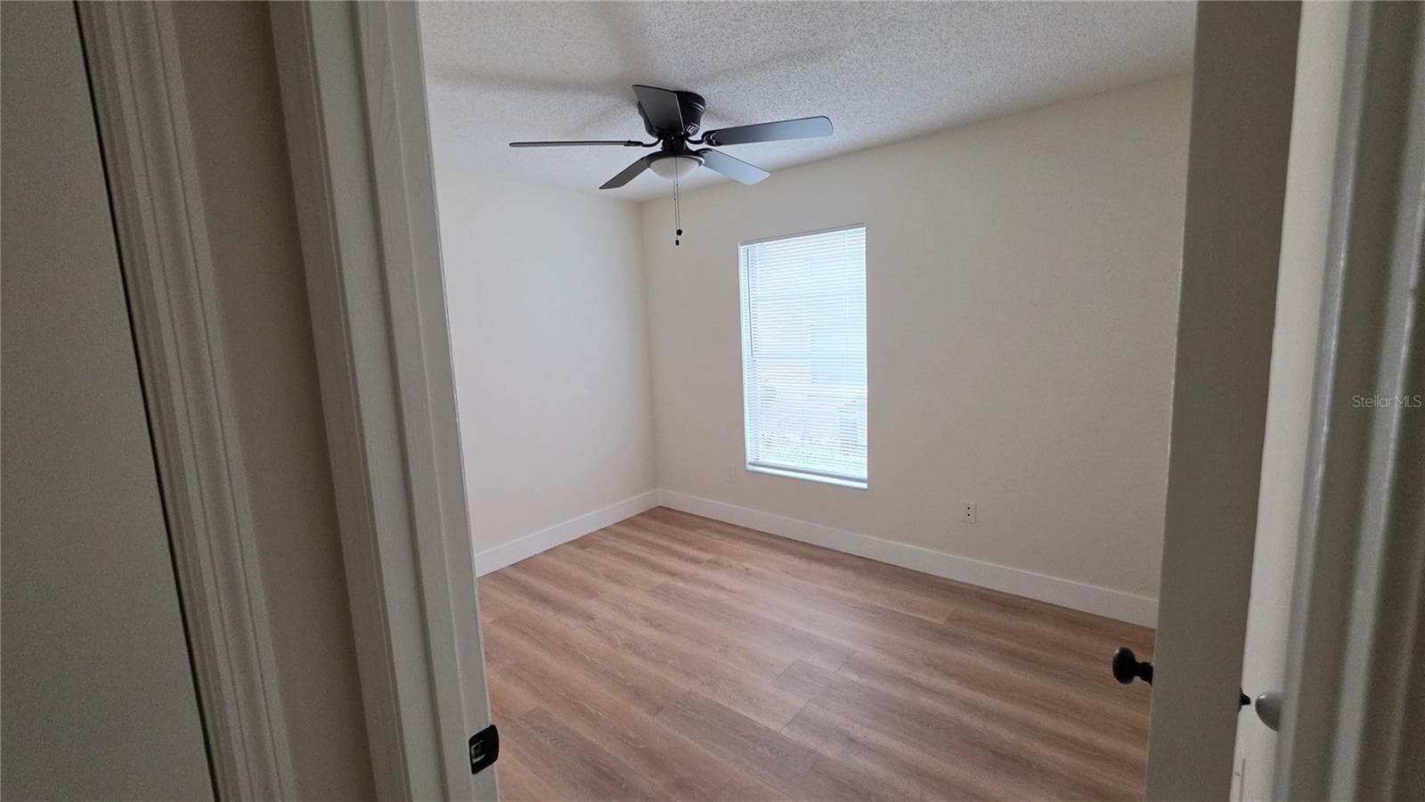 Single Family Residence at 204 N CERVIDAE DR, APOPKA, photo 16 of 18