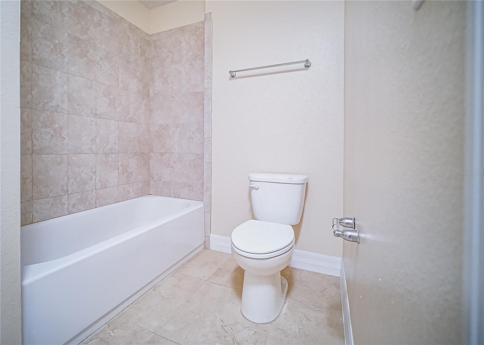 Single Family Residence at 3280 SOMERSET PARK DR, ORLANDO, photo 28 of 50
