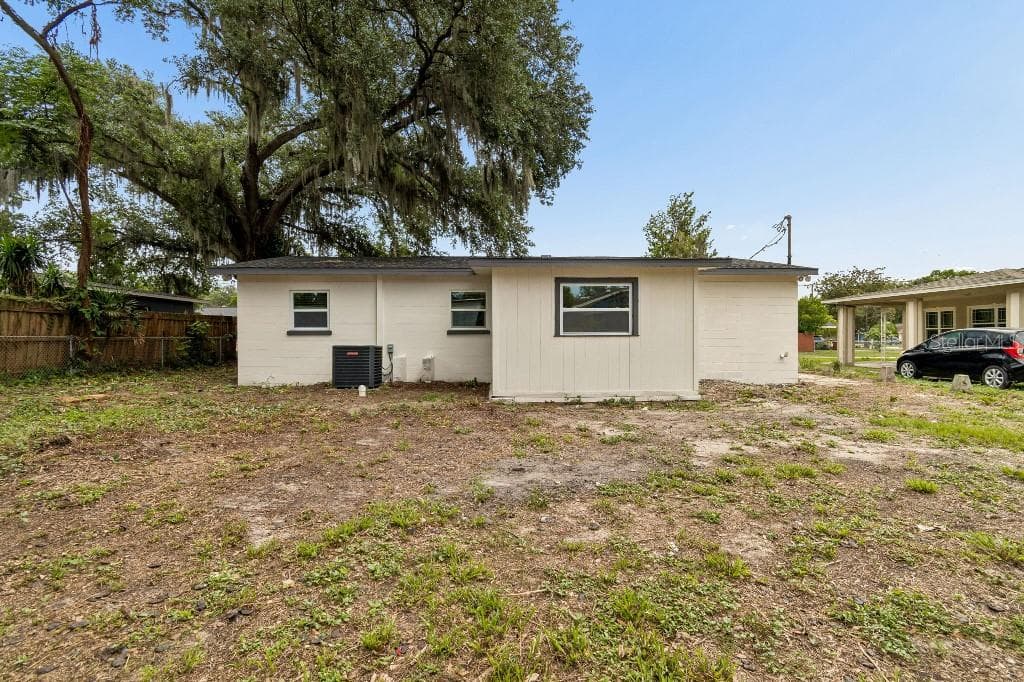 Single Family Residence at 203 PEVETTY DR, PLANT CITY, photo 33 of 40