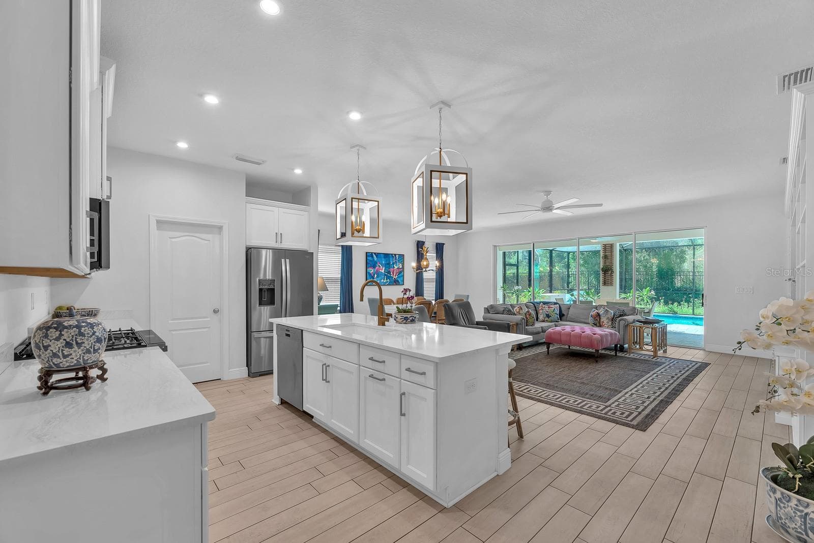 Single Family Residence at 14115 CARISSA MEADOWS CT, RIVERVIEW, photo 4 of 26