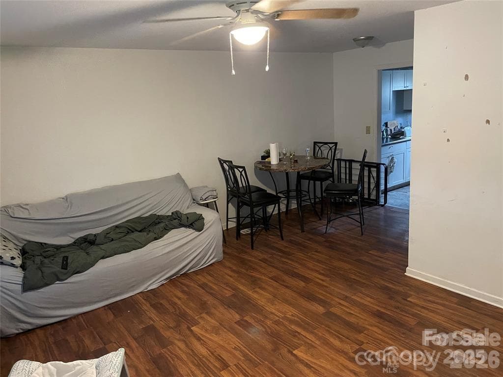 Apartment at 113 Sunset Drive, Clover, photo 9 of 11