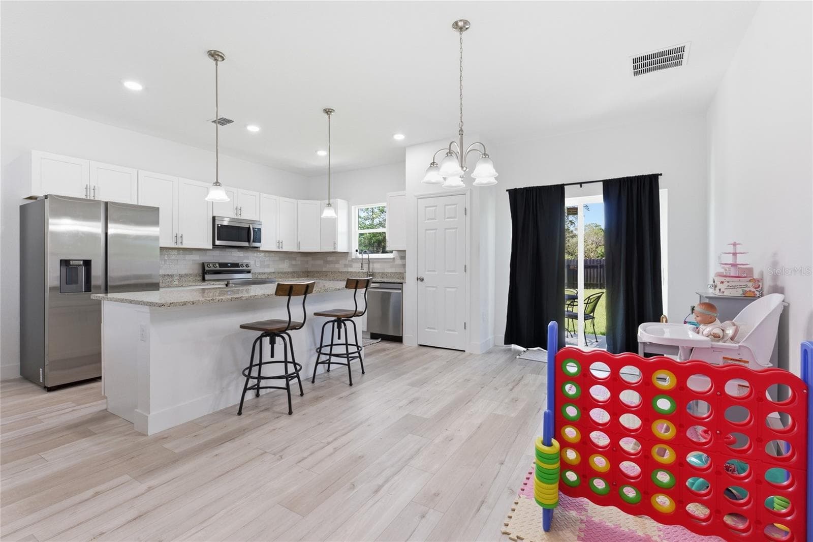 Single Family Residence at 14 FISHER PL, OCKLAWAHA, photo 8 of 28
