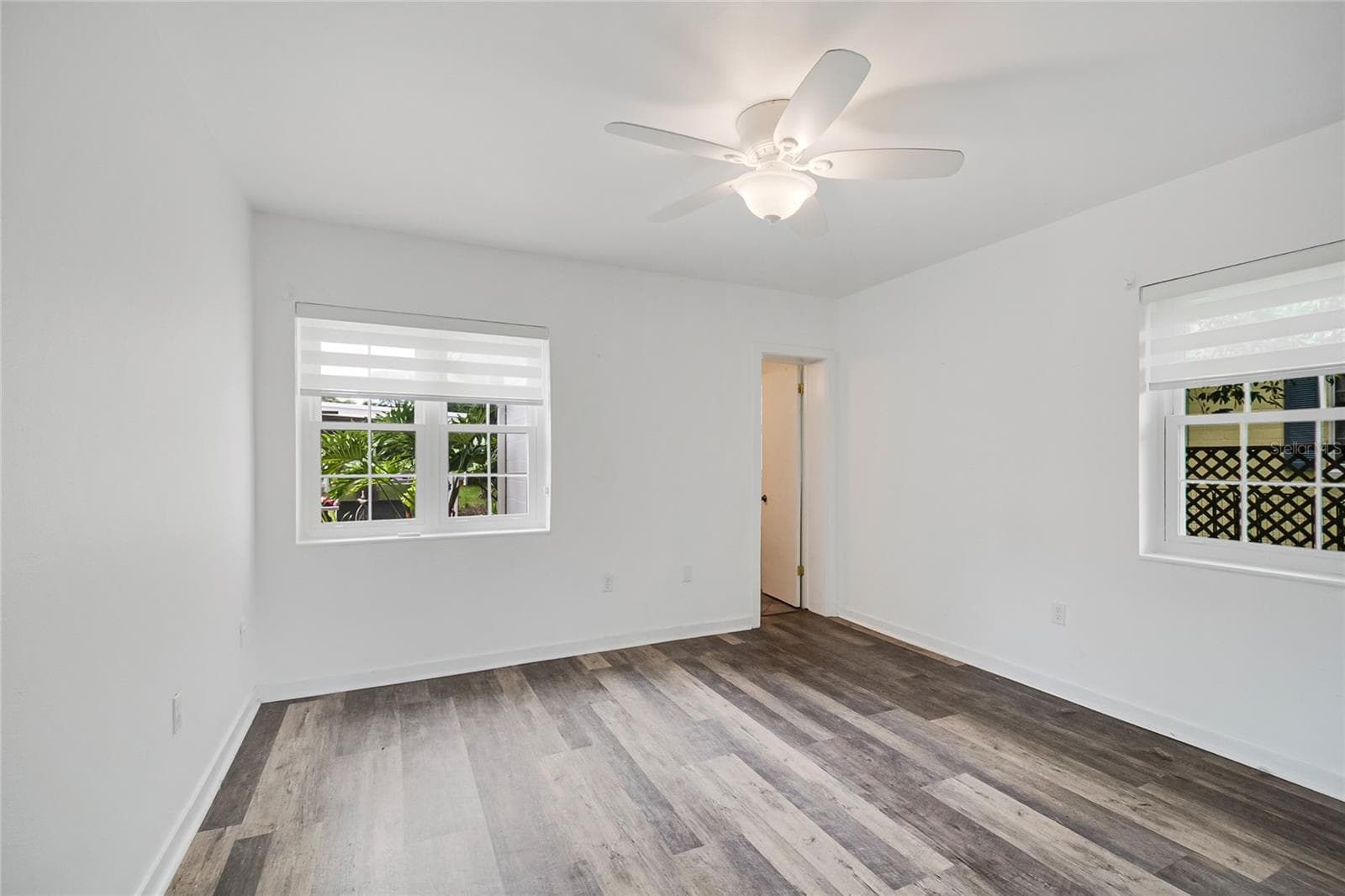 Single Family Residence at 1635 GERTRUDE PL, MOUNT DORA, photo 14 of 35