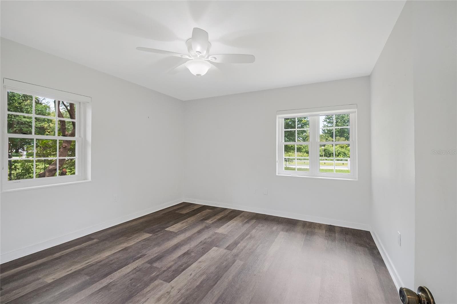 Single Family Residence at 1635 GERTRUDE PL, MOUNT DORA, photo 17 of 35