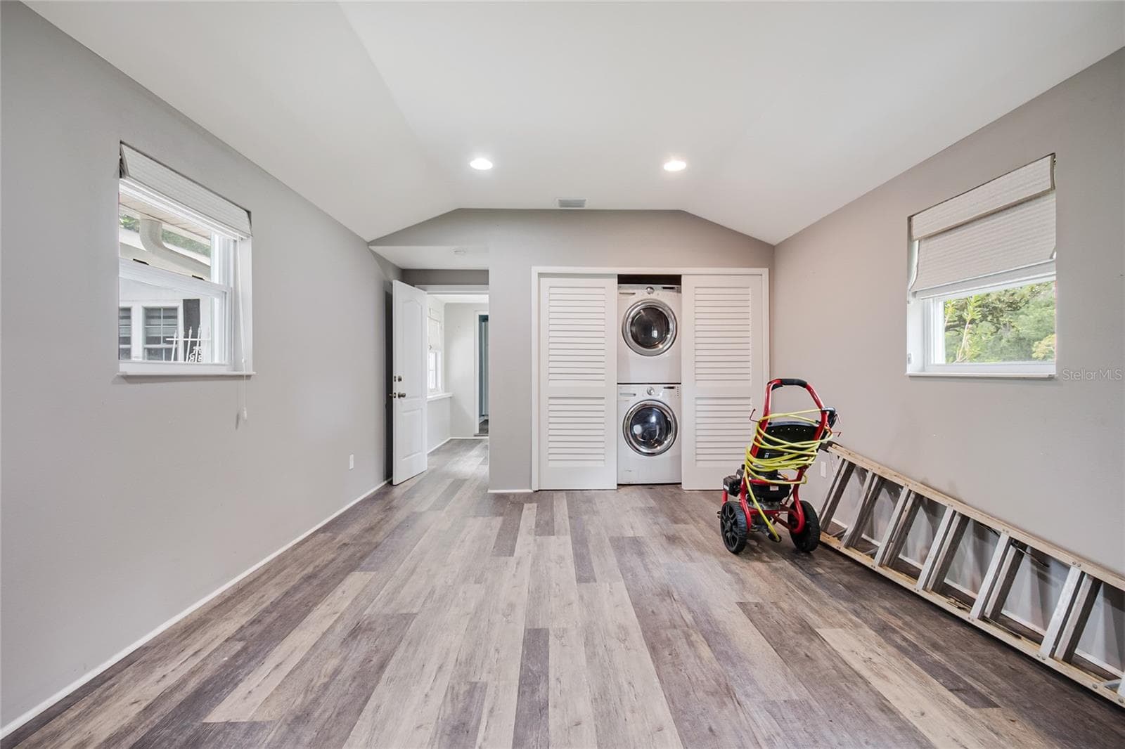 Single Family Residence at 1635 GERTRUDE PL, MOUNT DORA, photo 22 of 35