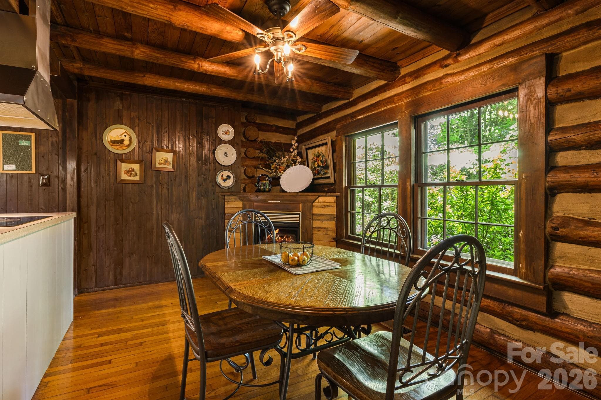 Single Family Residence at 128 Tee Off Lane, Hendersonville, photo 22 of 48