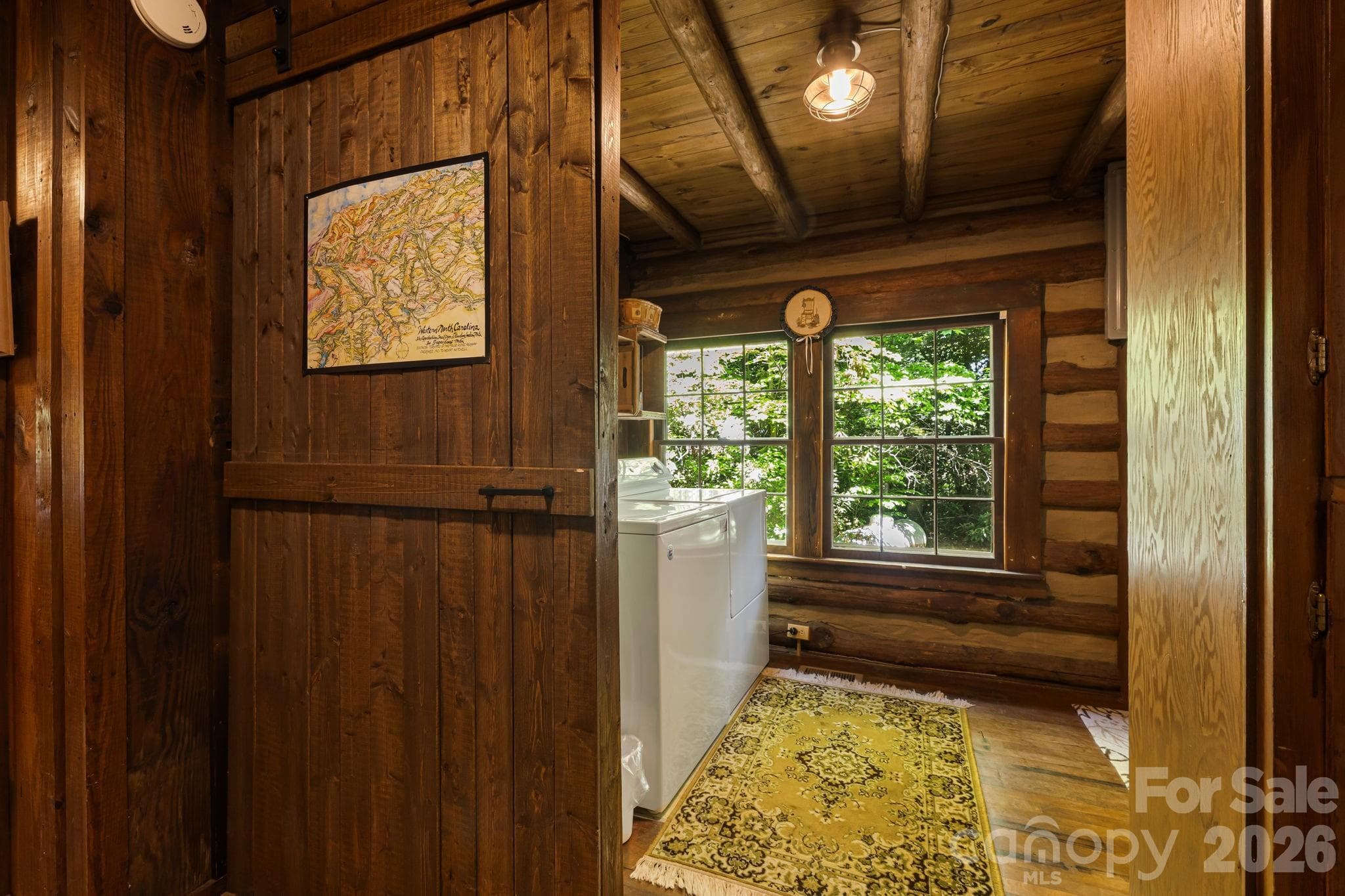 Single Family Residence at 128 Tee Off Lane, Hendersonville, photo 24 of 48