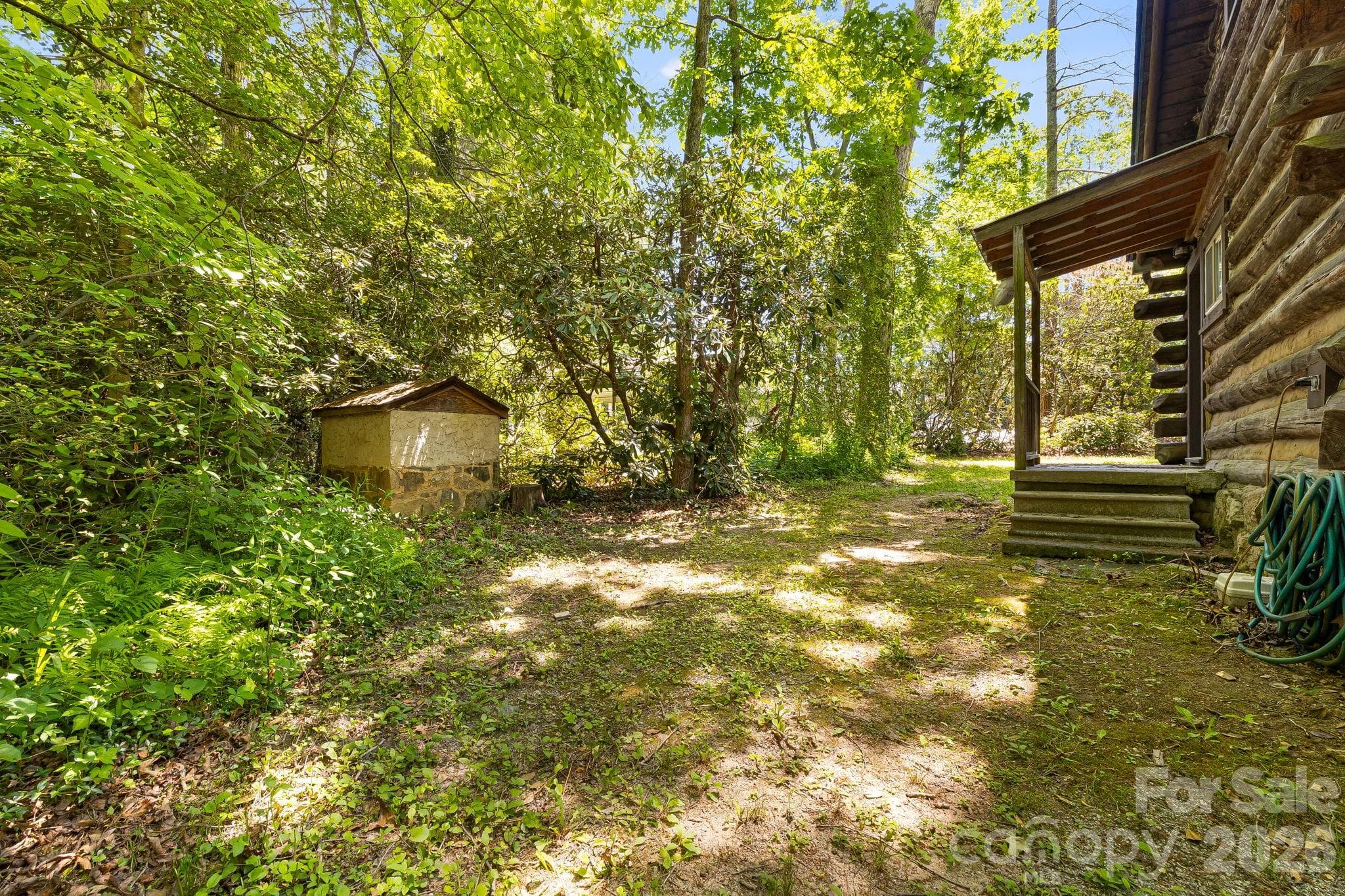 Single Family Residence at 128 Tee Off Lane, Hendersonville, photo 40 of 48