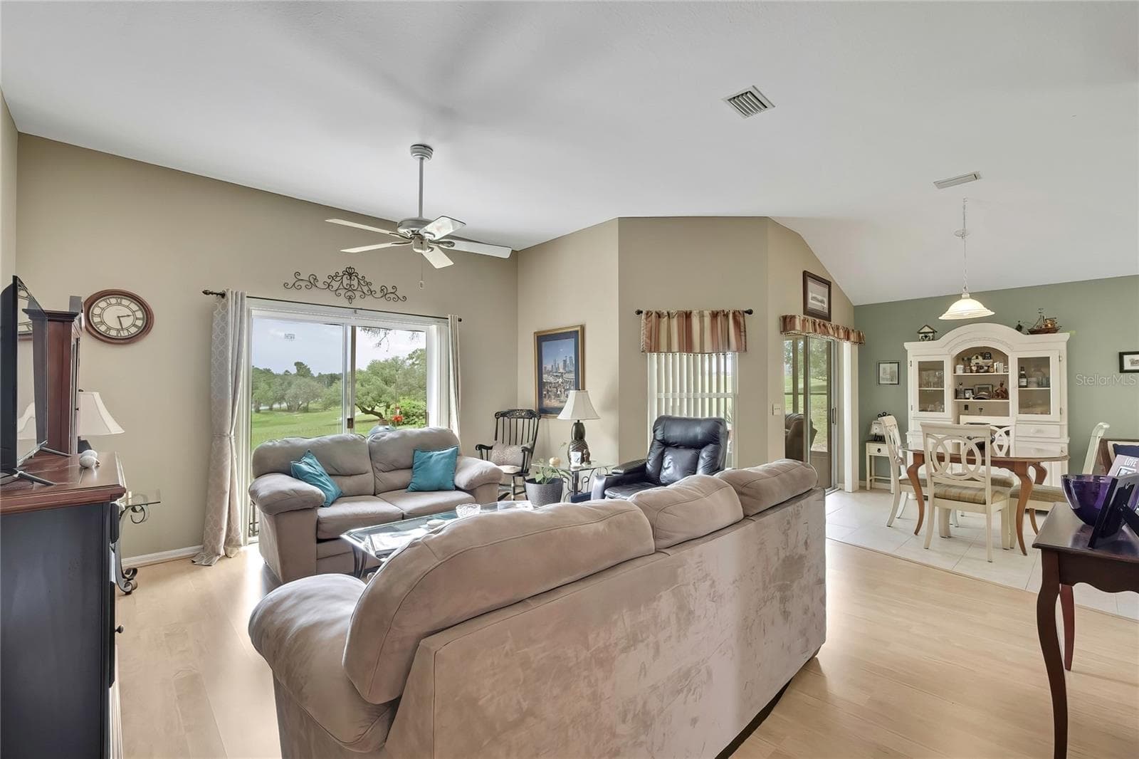 Single Family Residence at 547 W HILLWOOD PATH, BEVERLY HILLS, photo 4 of 33