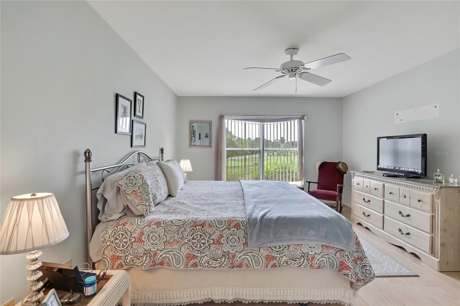 Single Family Residence at 547 W HILLWOOD PATH, BEVERLY HILLS, photo 12 of 33