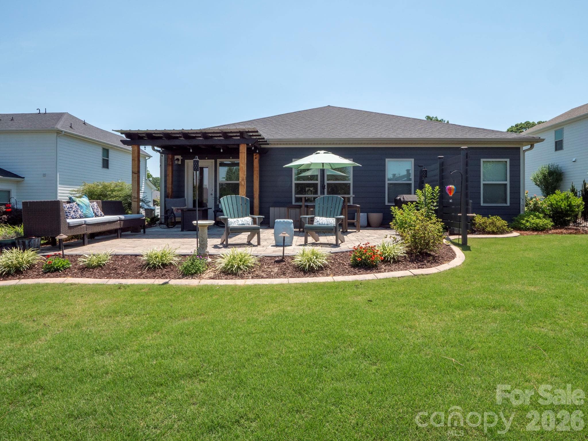 Single Family Residence at 1023 Ellington Downs Way, Wesley Chapel, photo 31 of 41