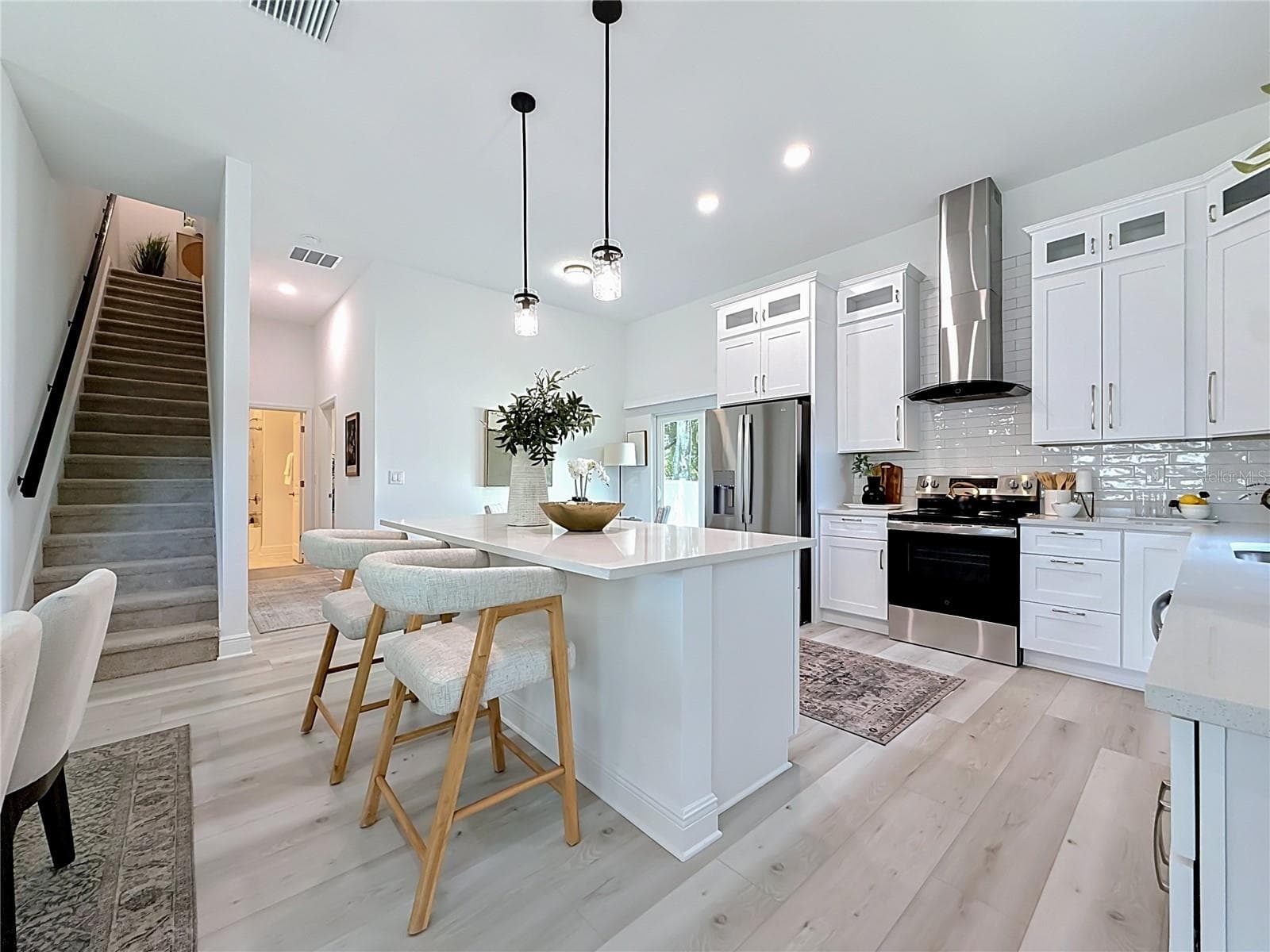 Single Family Residence at 6481 28TH ST N, ST PETERSBURG, photo 11 of 74