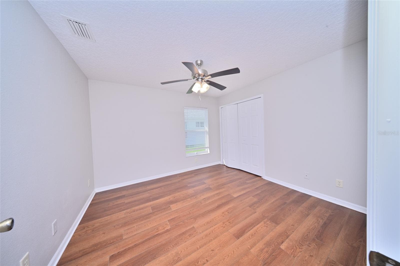 Single Family Residence at 27326 ORCHID GLADE ST, LEESBURG, photo 24 of 53