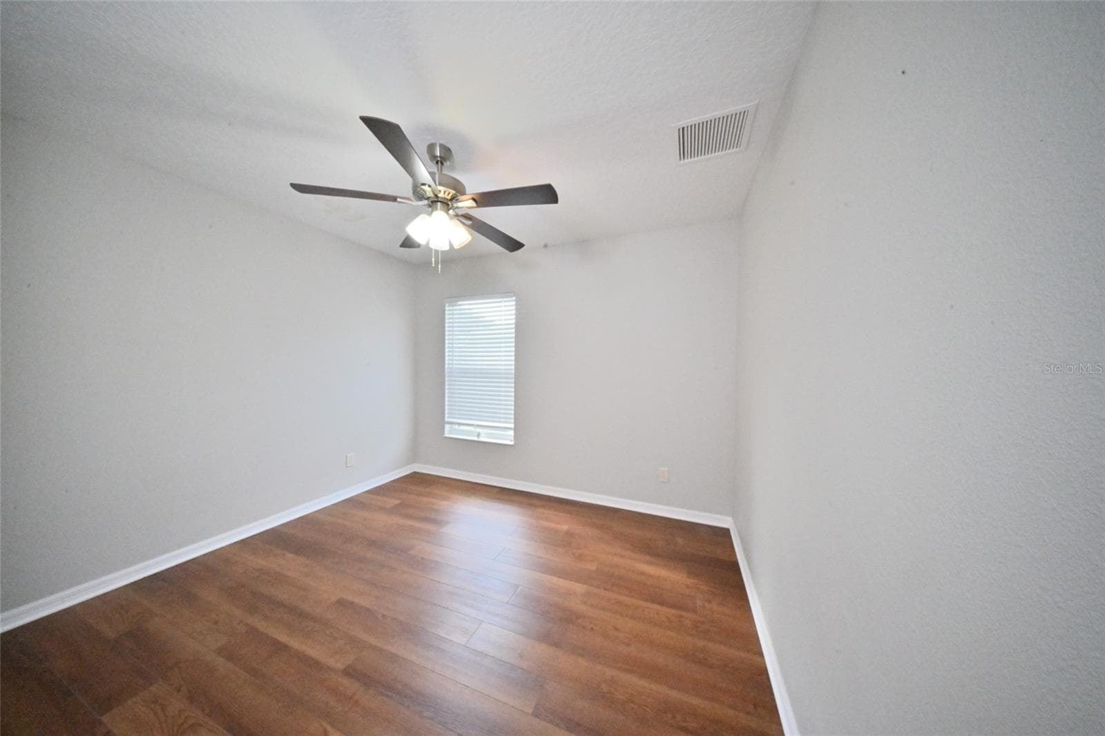 Single Family Residence at 27326 ORCHID GLADE ST, LEESBURG, photo 21 of 53