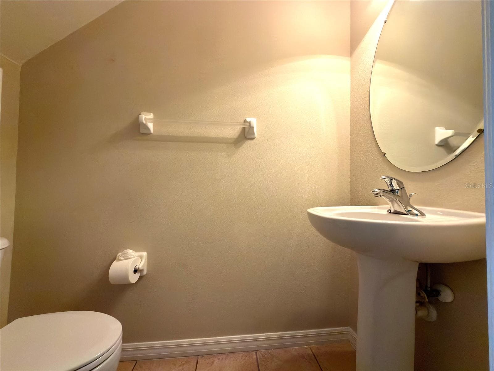 Townhouse at 2437 EARLSWOOD CT, BRANDON, photo 14 of 20