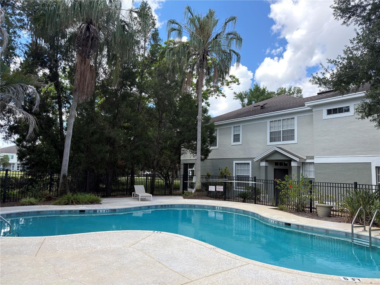 Townhouse at 2437 EARLSWOOD CT, BRANDON, photo 19 of 20
