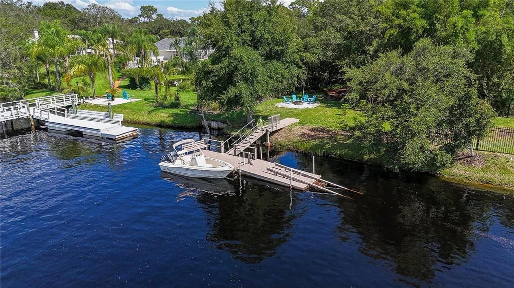 5852 CACHETTE DE RIVIERA CT