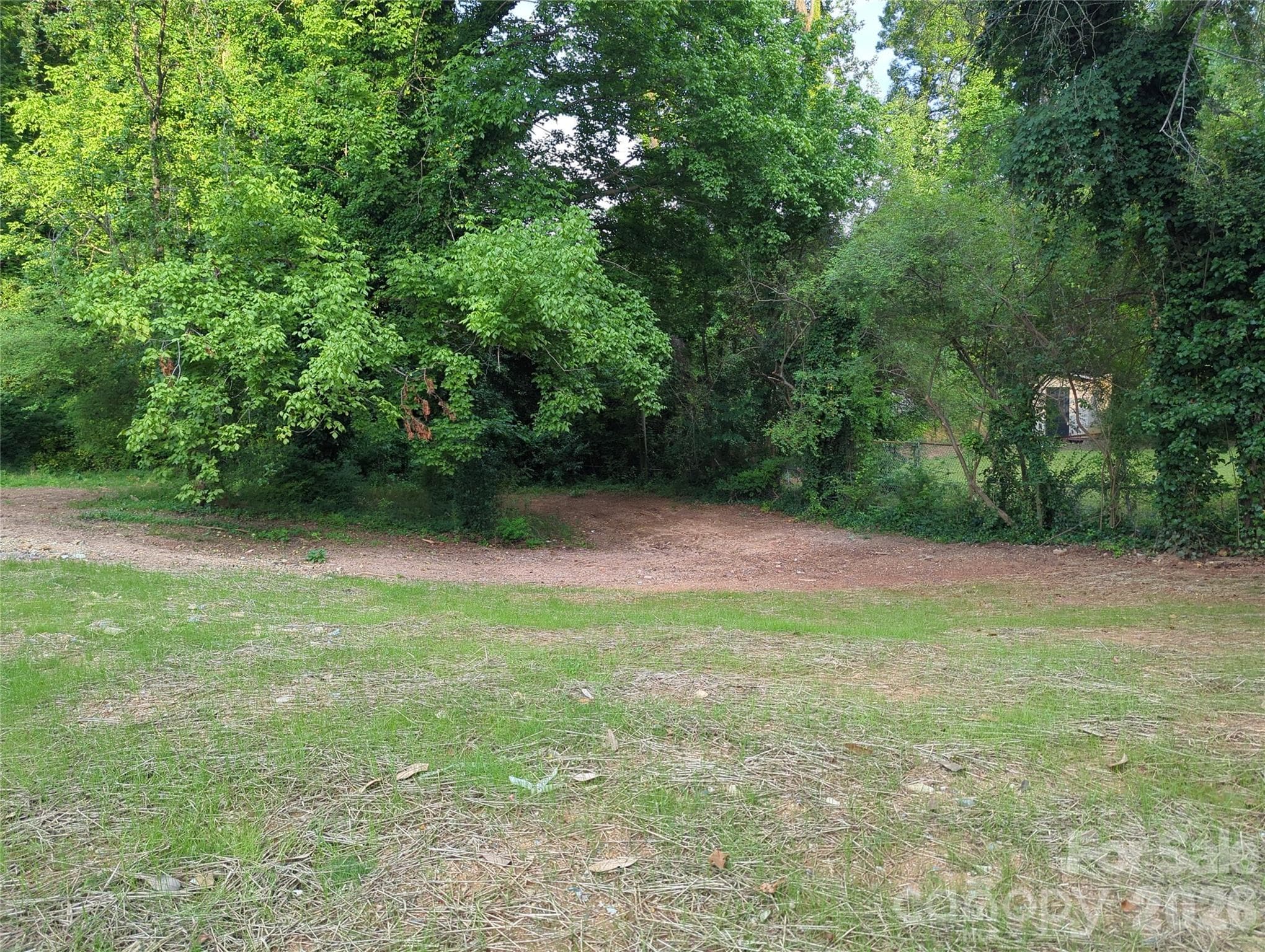 Lot at Charlotte, photo 2 of 11