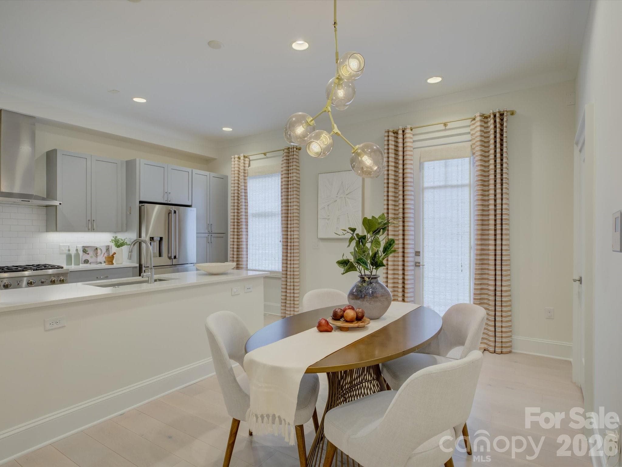 Townhouse at 335 E Tremont Avenue, Charlotte, photo 12 of 40