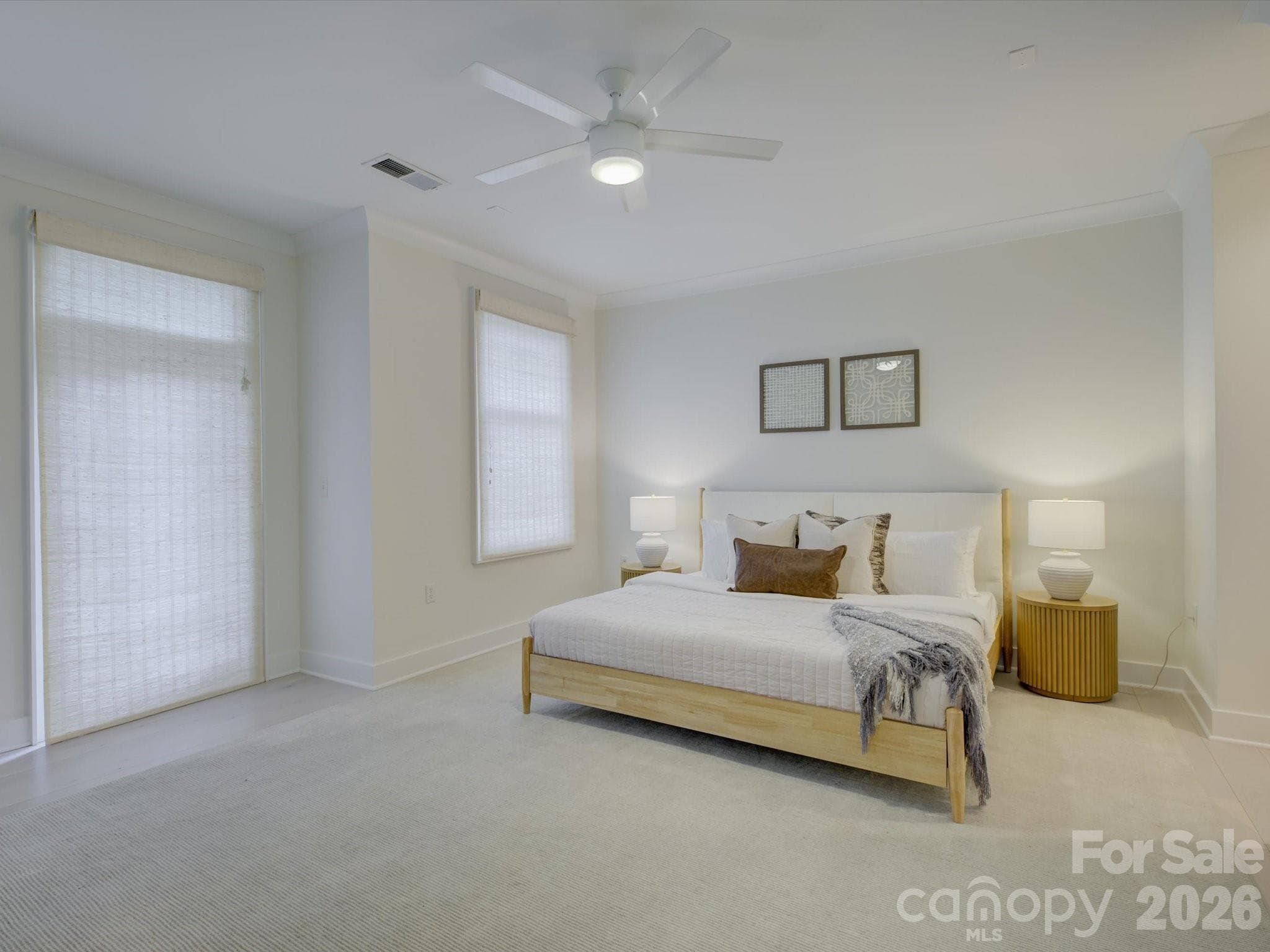 Townhouse at 335 E Tremont Avenue, Charlotte, photo 5 of 40