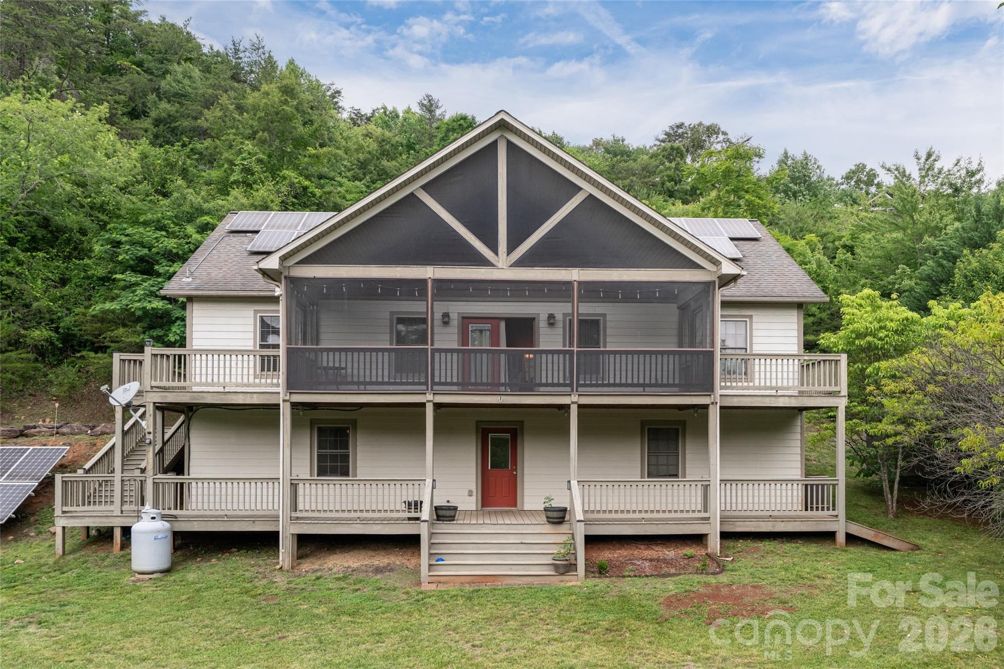Single Family Residence at Sylva, photo 9 of 48