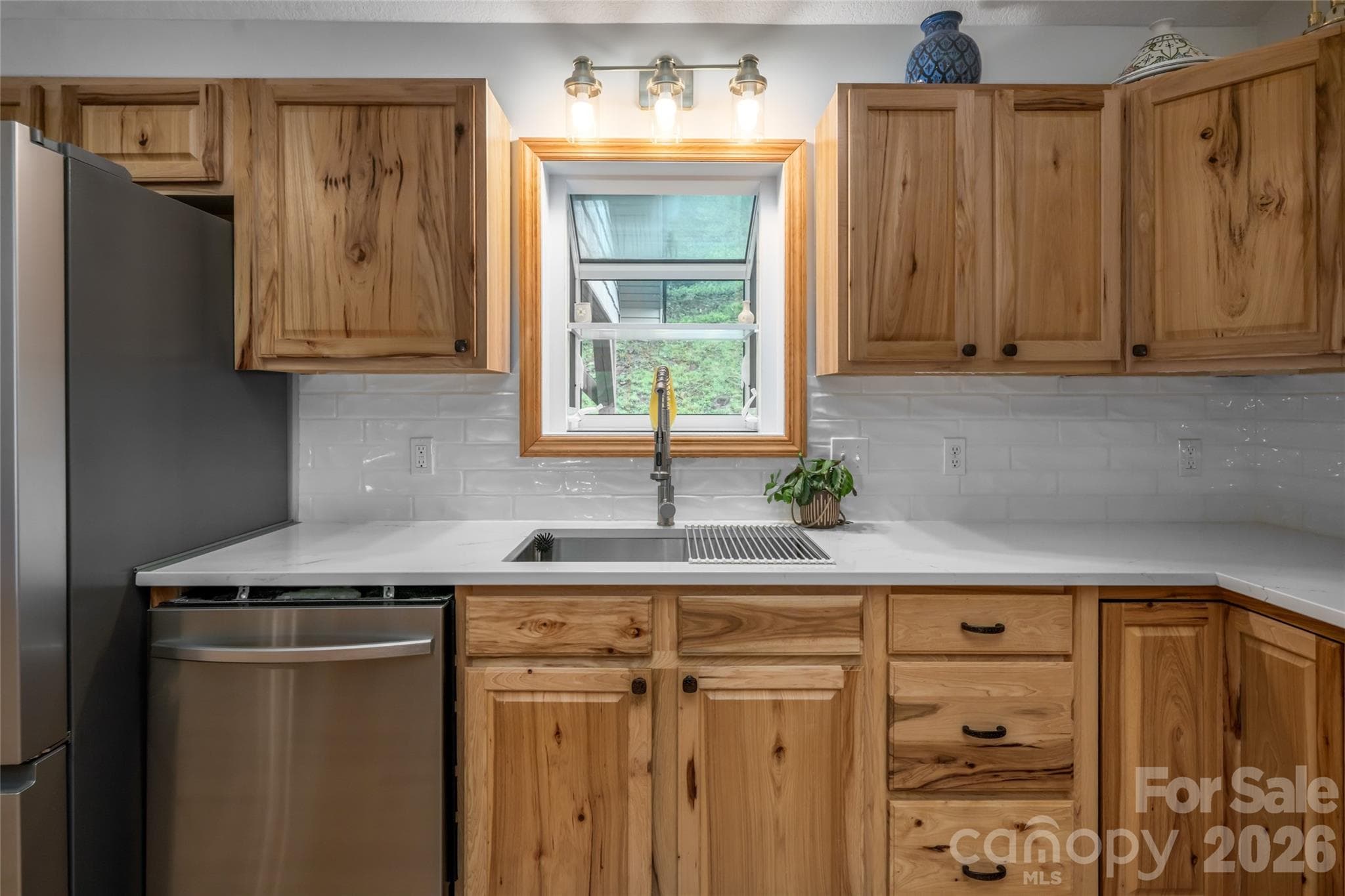 Single Family Residence at Sylva, photo 17 of 48
