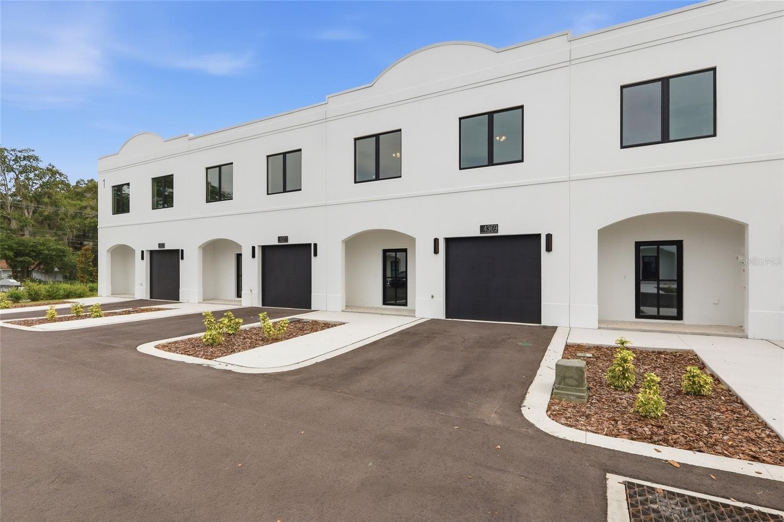 4369 CAMBIO GARDENS CT