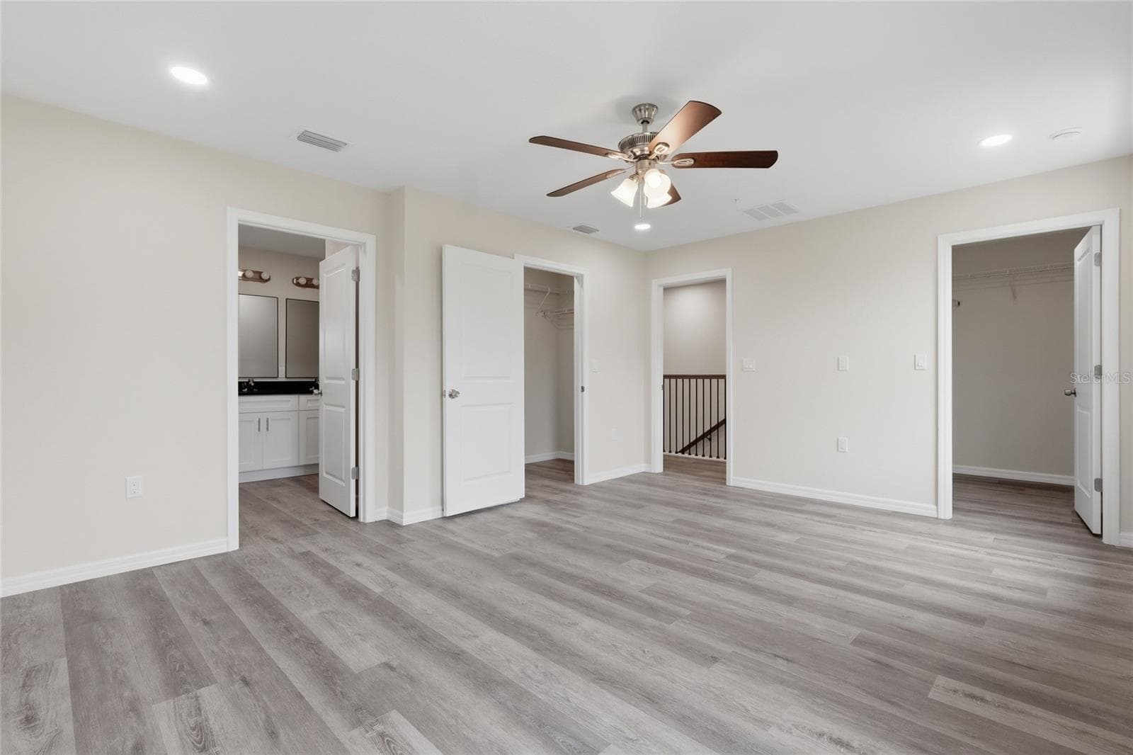 Townhouse at 4369 CAMBIO GARDENS CT, TAMPA, photo 16 of 25