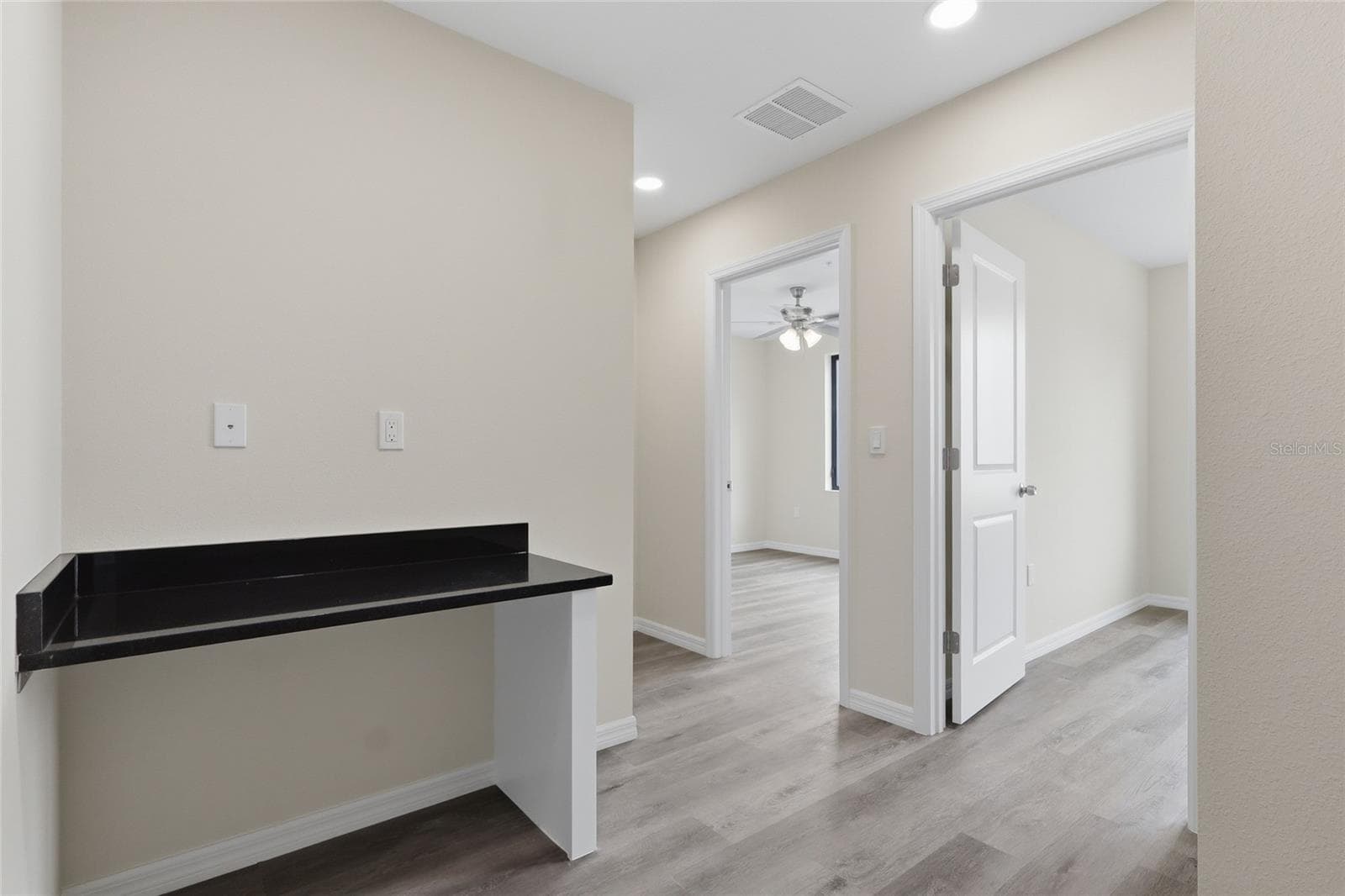 Townhouse at 4369 CAMBIO GARDENS CT, TAMPA, photo 20 of 25