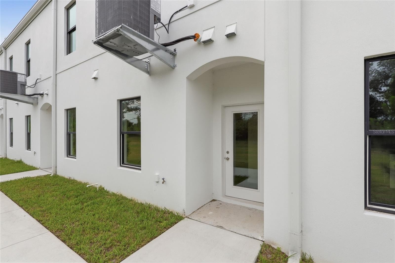 Townhouse at 4369 CAMBIO GARDENS CT, TAMPA, photo 23 of 25