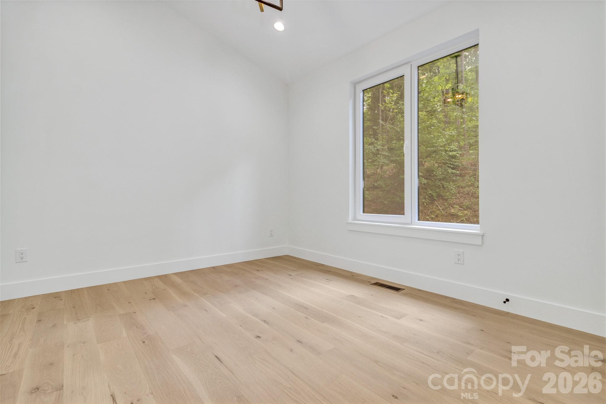 Single Family Residence at 50 Sleeping Bear Ridge, Maggie Valley, photo 27 of 47