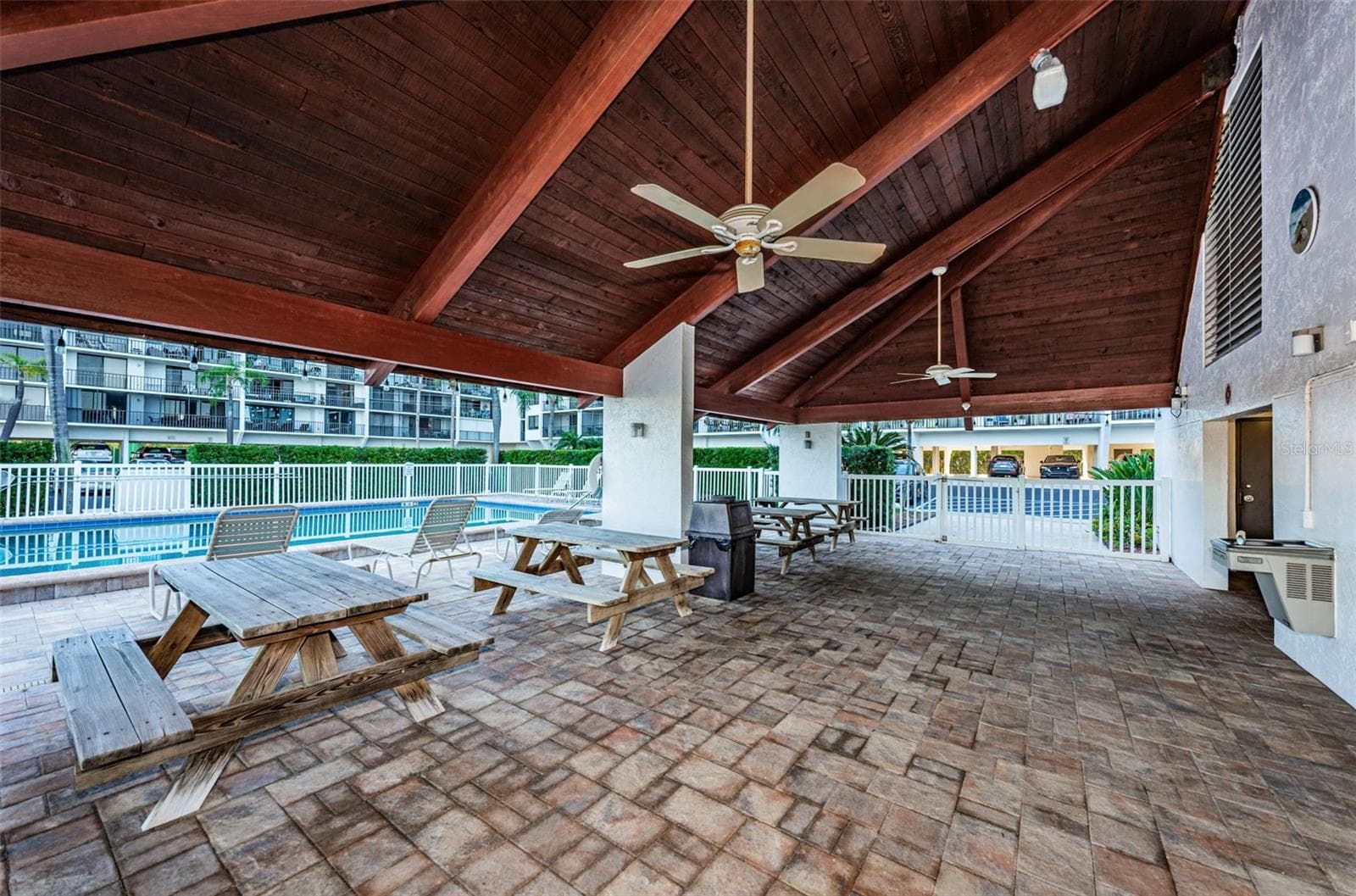 Covered Pool Lanai - 19111 VISTA BAY DR #304, INDIAN SHORES