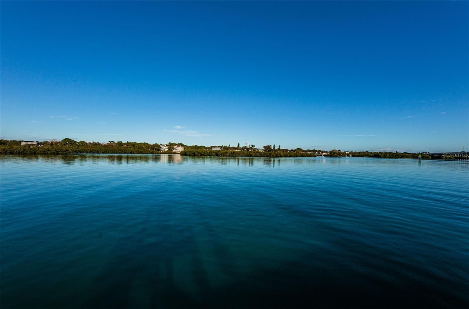 The Intracoastal Waterway - 19111 VISTA BAY DR #304, INDIAN SHORES