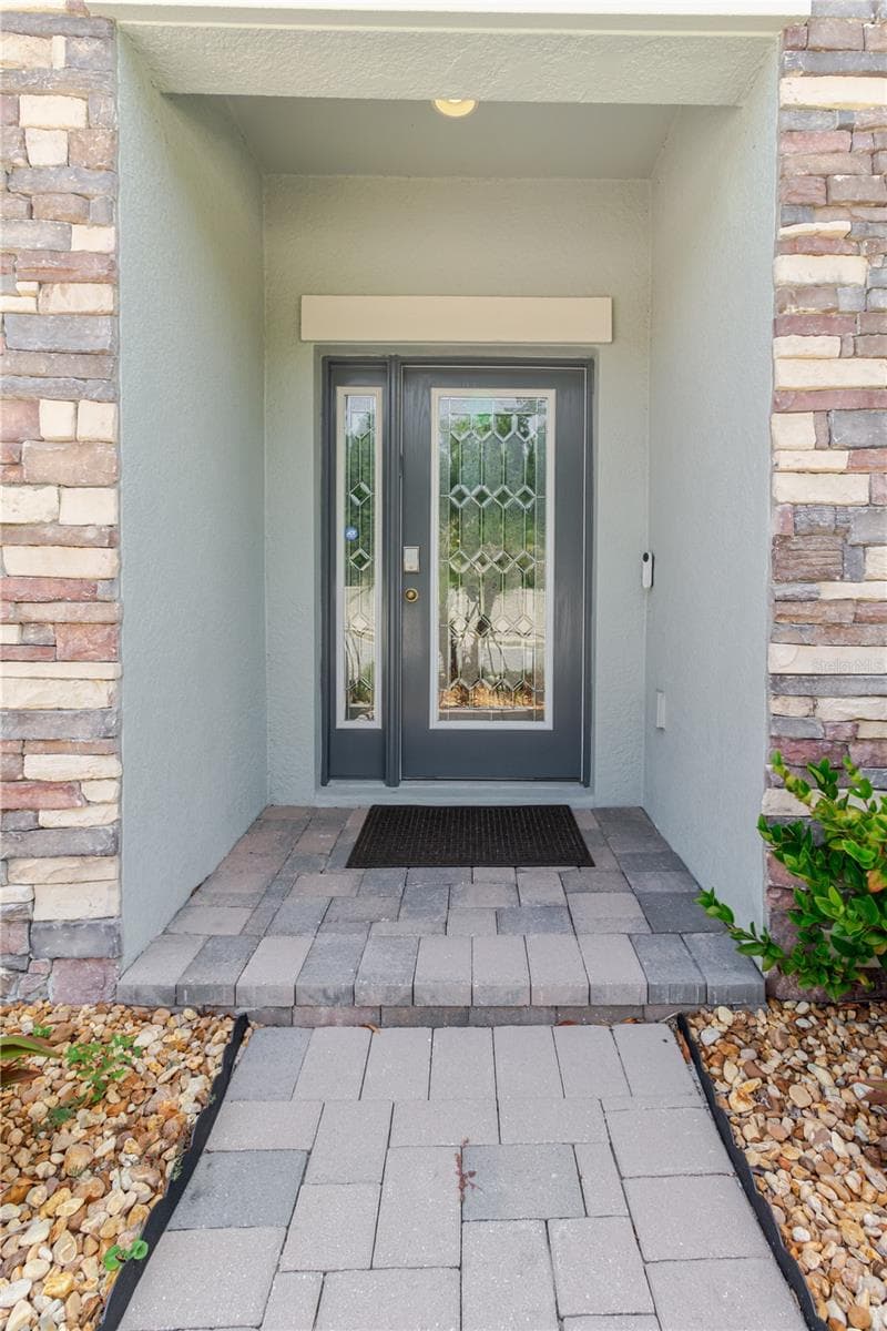 Single Family Residence at 17871 CORTES CREEK BLVD, SPRING HILL, photo 5 of 82