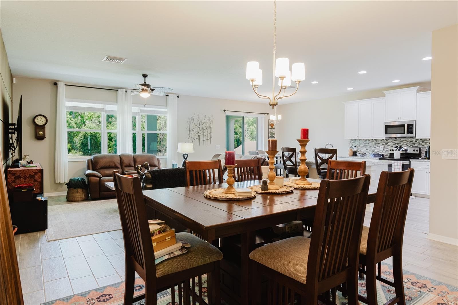 Single Family Residence at 17871 CORTES CREEK BLVD, SPRING HILL, photo 10 of 82