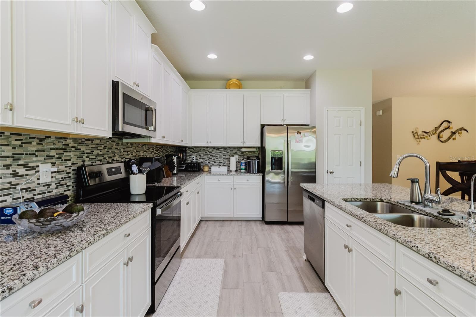 Single Family Residence at 17871 CORTES CREEK BLVD, SPRING HILL, photo 27 of 82
