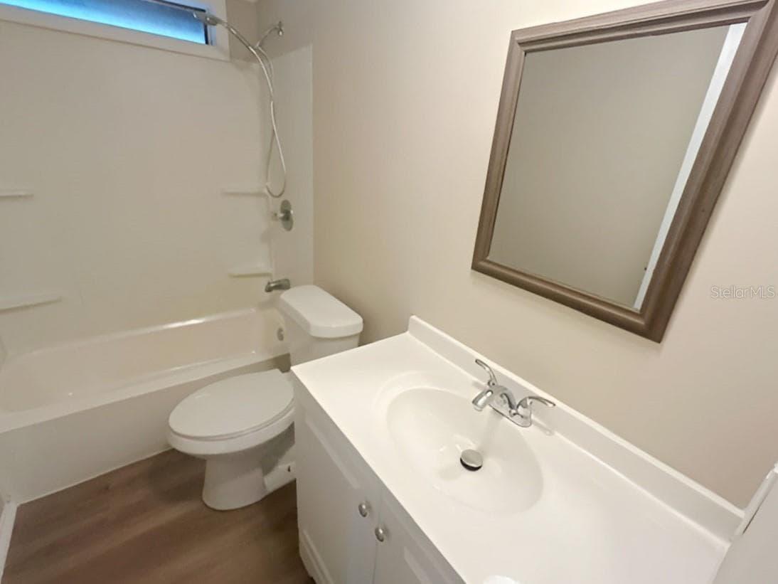Manufactured Home at 170 PALM DR, DEBARY, photo 11 of 21