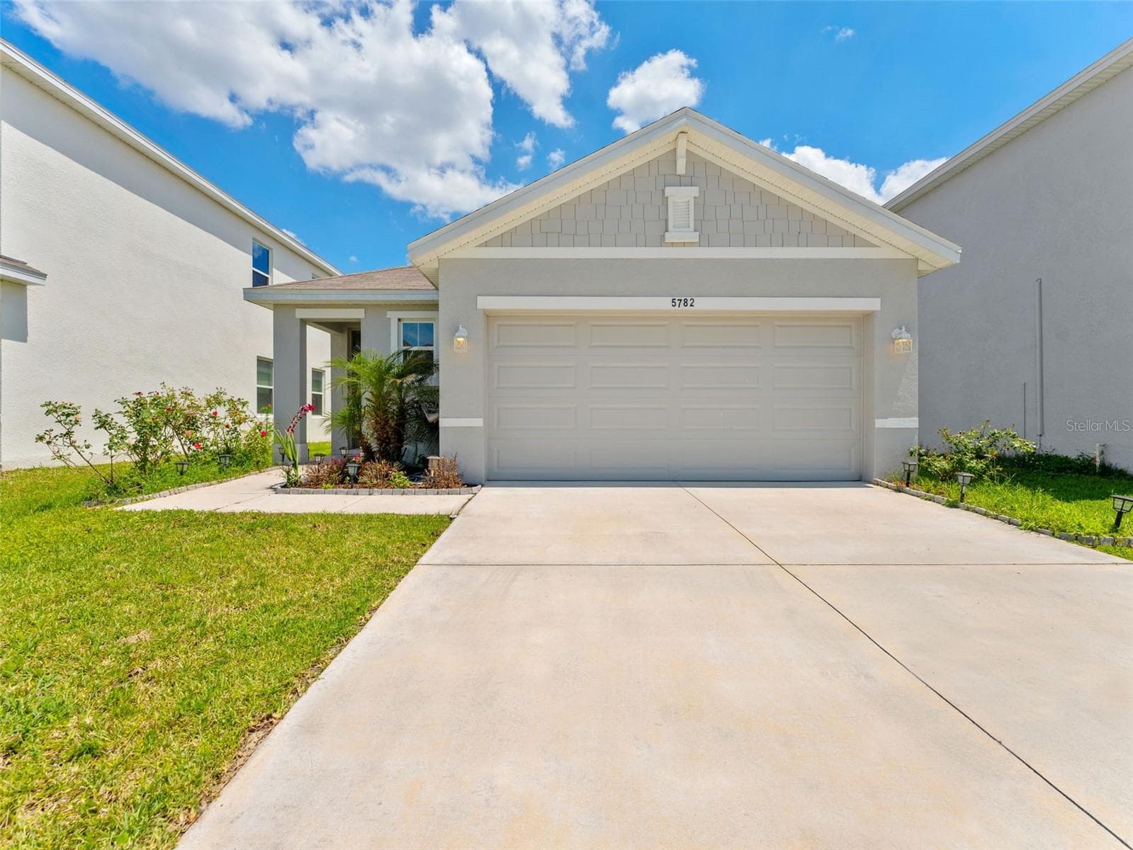 2 Car garage - 5782 HOLLINGWORTH TRL, WESLEY CHAPEL