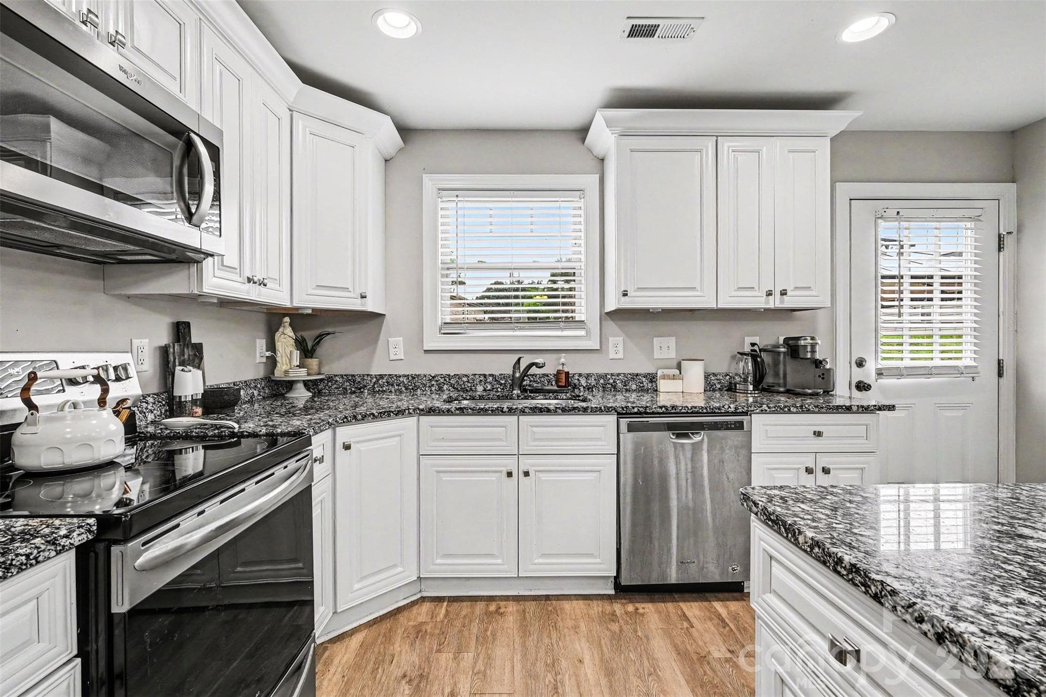 Single Family Residence at 702 Margate Avenue, Kannapolis, photo 17 of 30