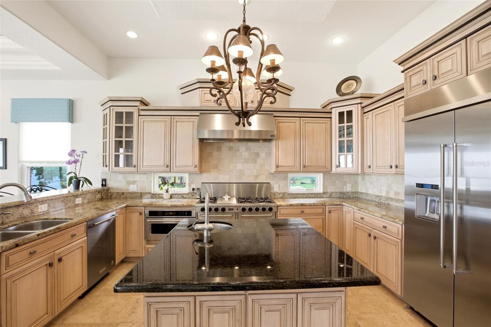 Main house kitchen - 7524 WESTMORELAND DR, SARASOTA