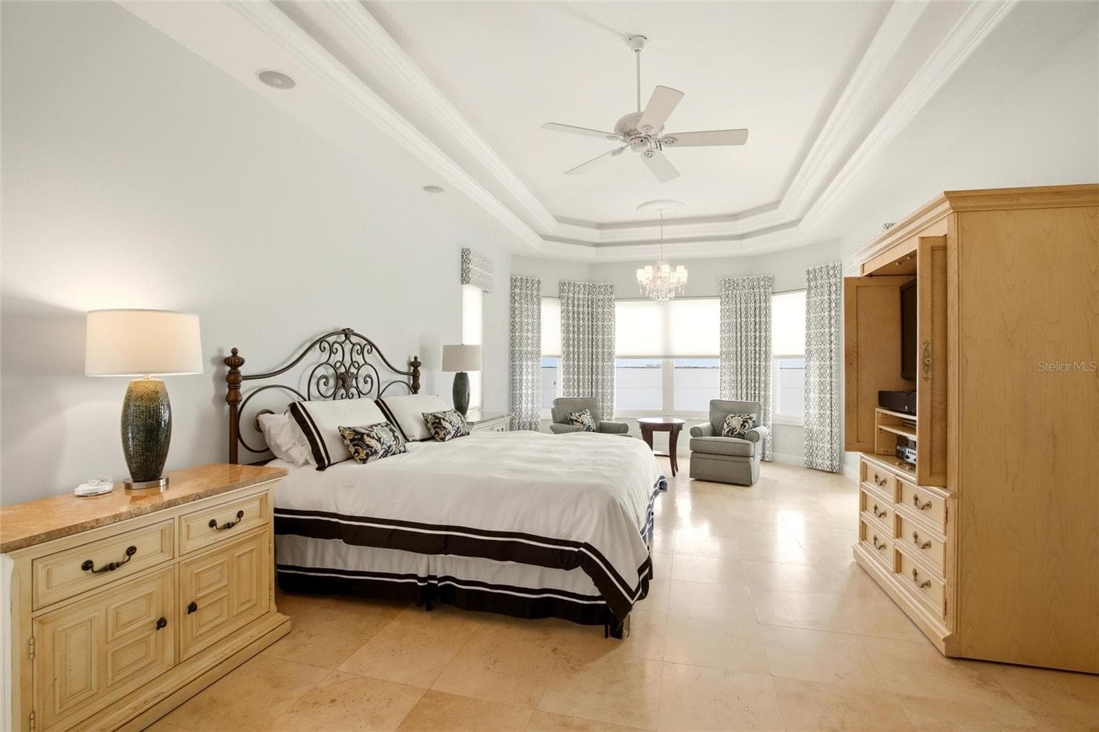 Primary suite 2nd floor - 7524 WESTMORELAND DR, SARASOTA
