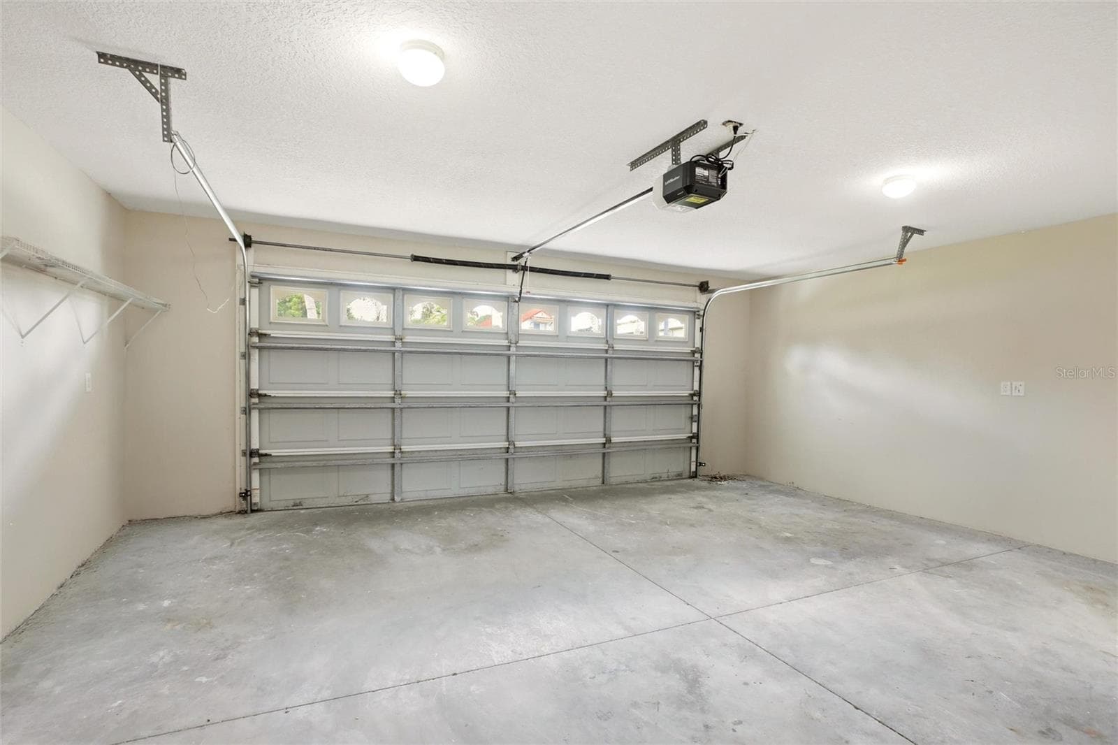 Guest house 2 car garage - 7524 WESTMORELAND DR, SARASOTA