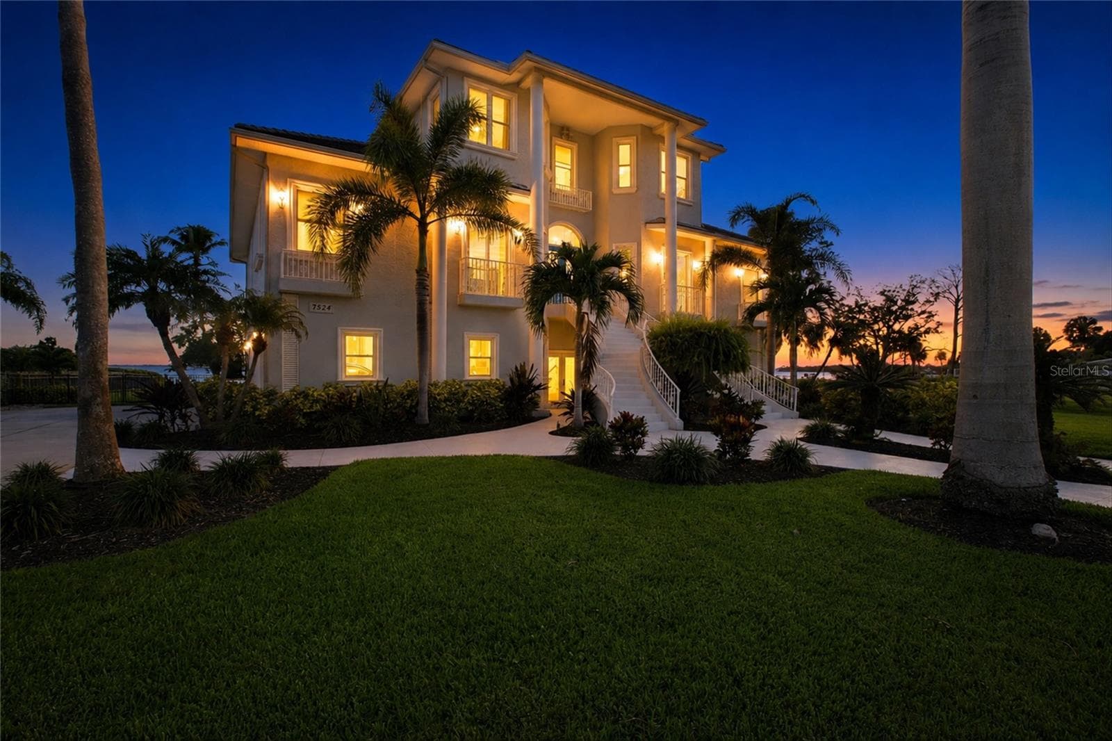 Single Family Residence at 7524 WESTMORELAND DR, SARASOTA, photo 91 of 100