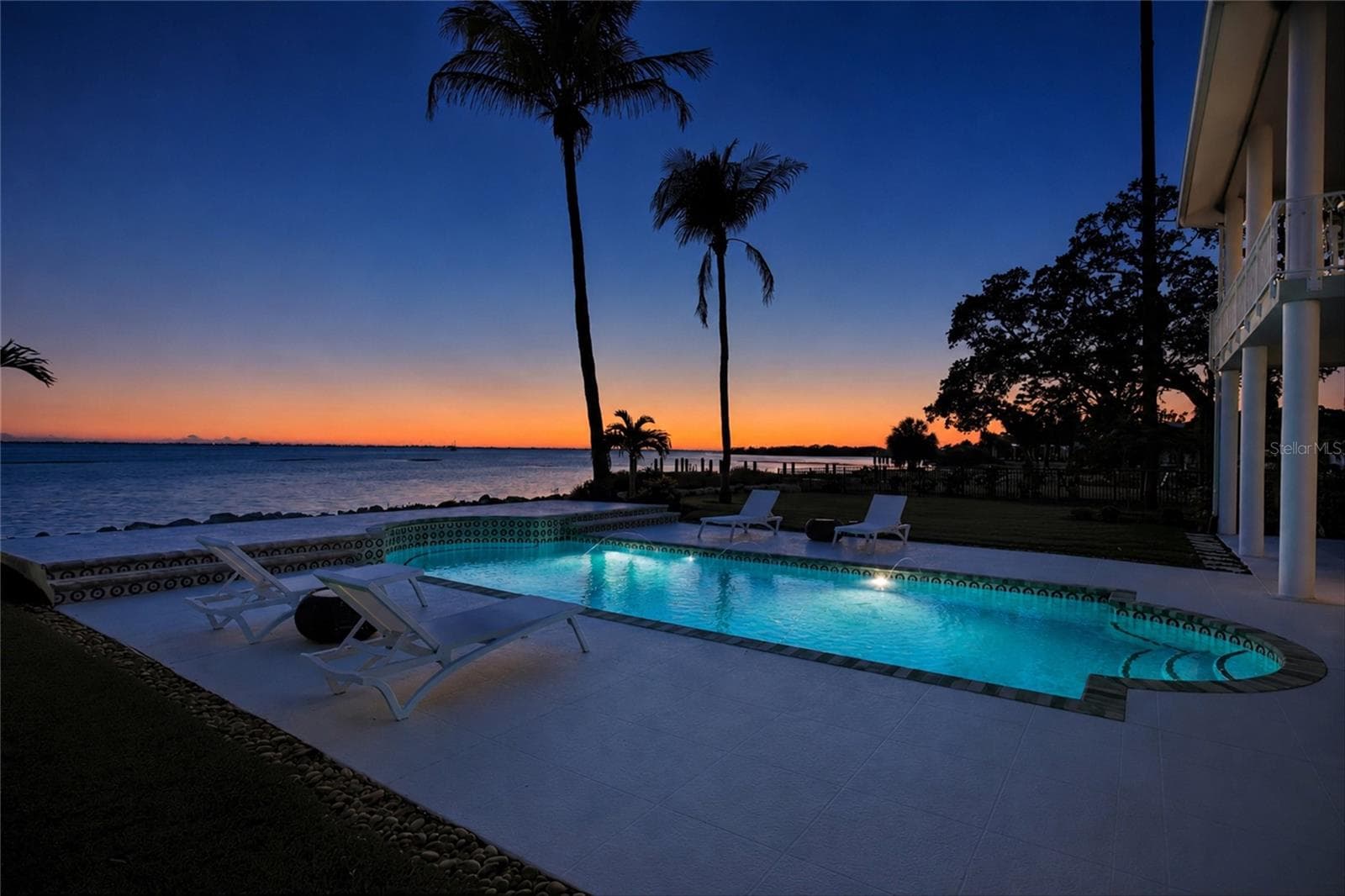 Sunset will move to the south as we get closer to winter - 7524 WESTMORELAND DR, SARASOTA