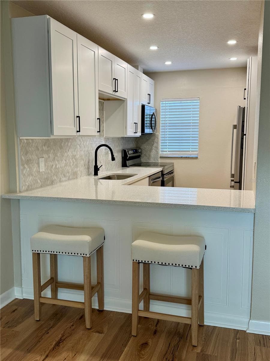 Condominium at 3819 N OAK DR #I42, TAMPA, photo 7 of 25