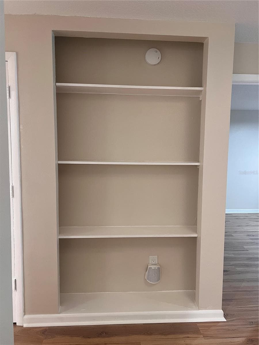 Condominium at 3819 N OAK DR #I42, TAMPA, photo 14 of 25