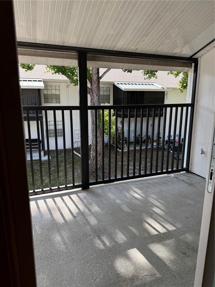 Condominium at 3819 N OAK DR #I42, TAMPA, photo 18 of 25